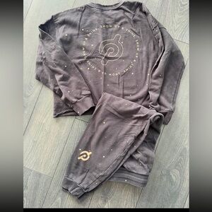 Peloton Sweatshirt and Joggers Set